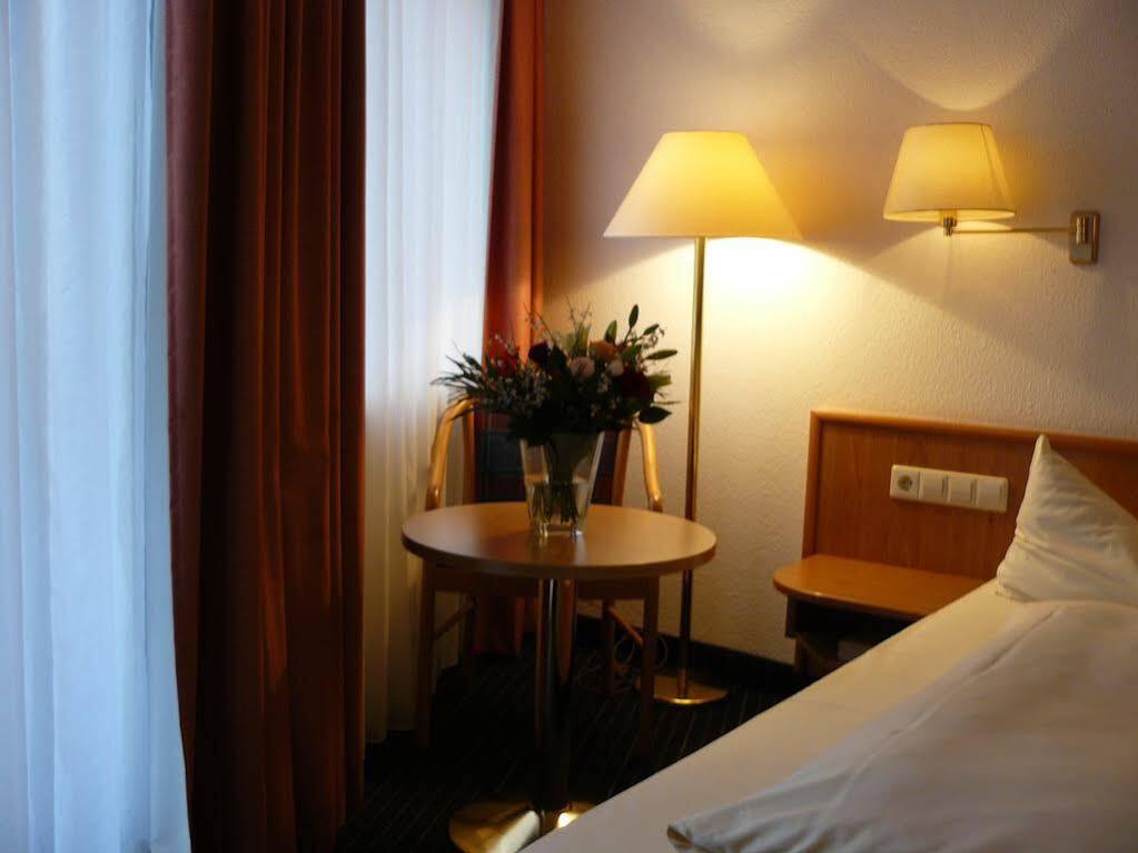 Mirage City Hotel Stuttgart Zentrum 외부 사진